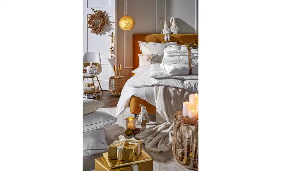 como Damast-Bettwäsche, in Wohnsituation