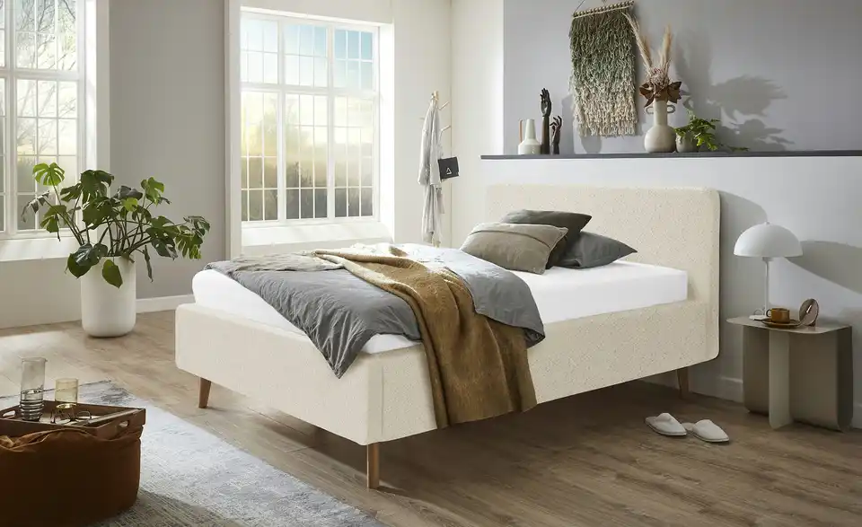 Polsterbett Mattis mit Bettkasten, in Wohnsituation