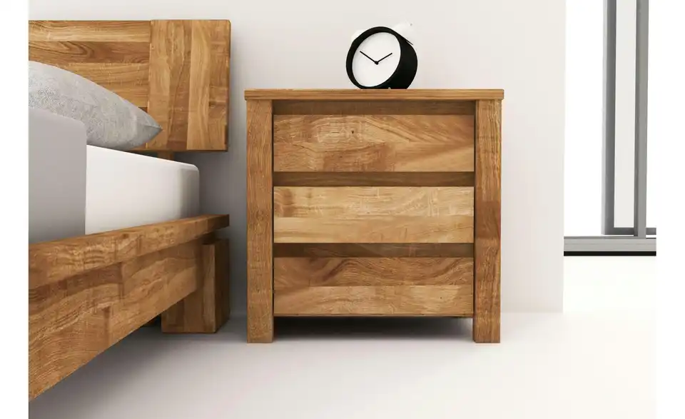 Nachttisch mit 3 Schüben, in Wohnsituation