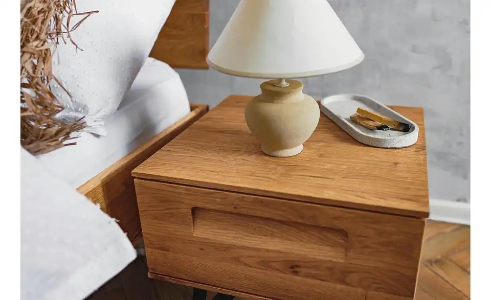 Nachttisch mit 1 Schub, in Wohnsituation