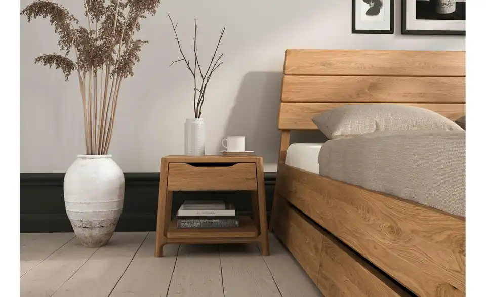 Nachttisch mit 1 Fach, 1 Schub, in Wohnsituation