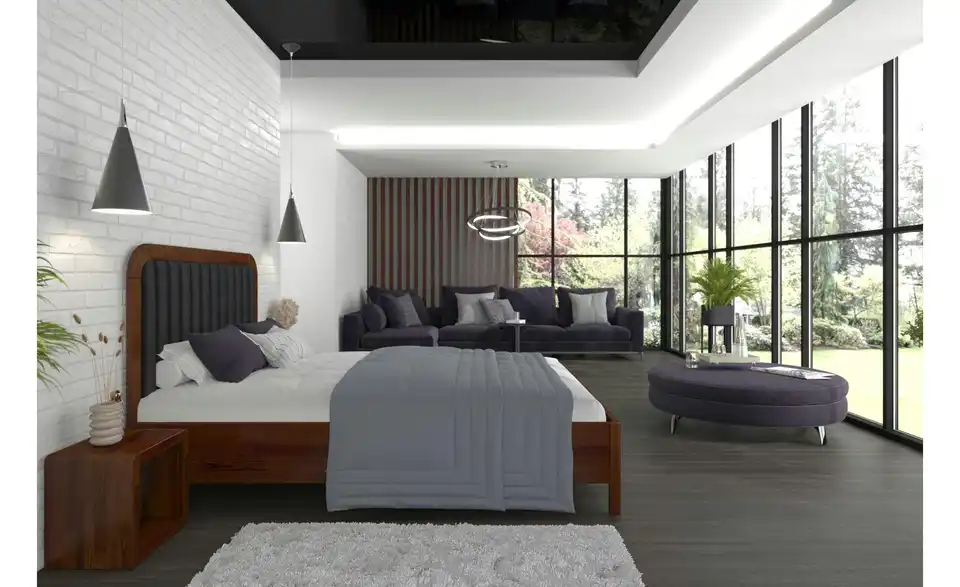 Massivholzbett Nussbaum140x200, in Wohnsituation