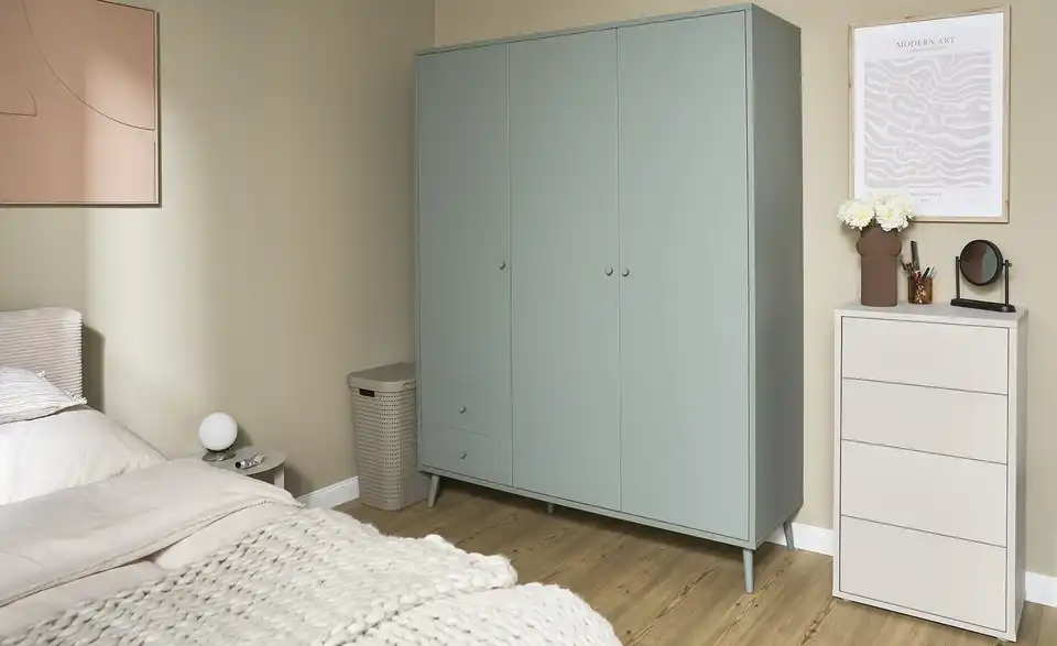 Kleiderschrank Hemsby, in Wohnsituation