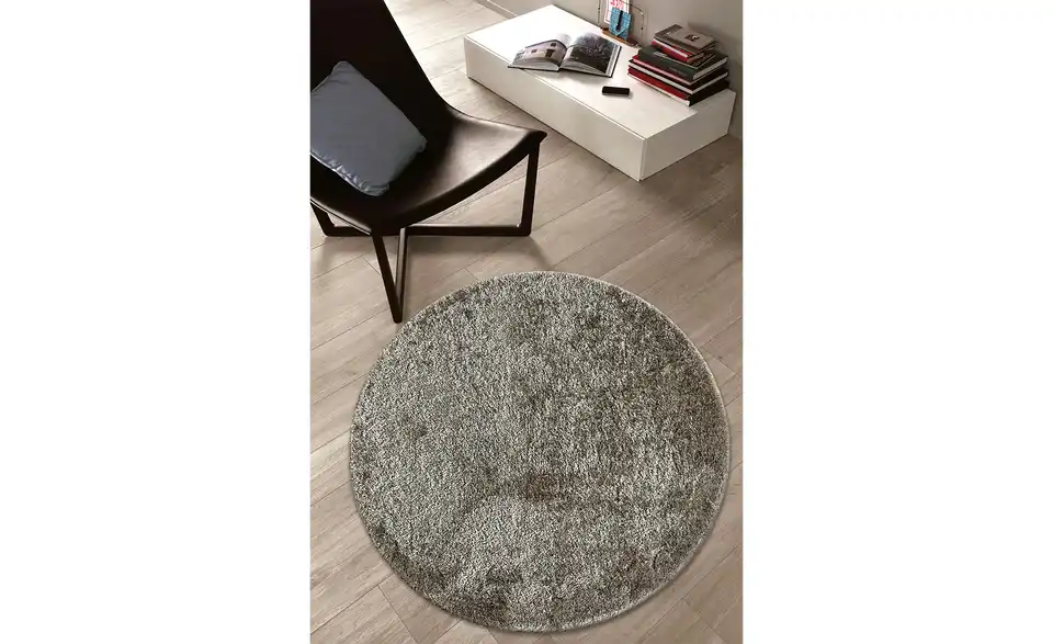 como Shaggy Macio, in Wohnsituation