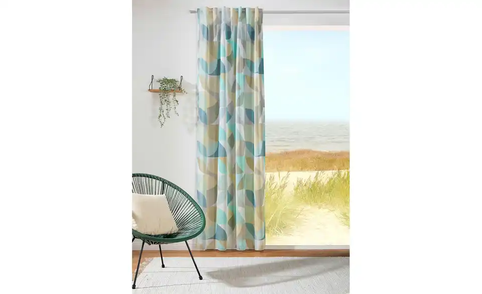 Verdi Schlaufenbandschal, in Wohnsituation