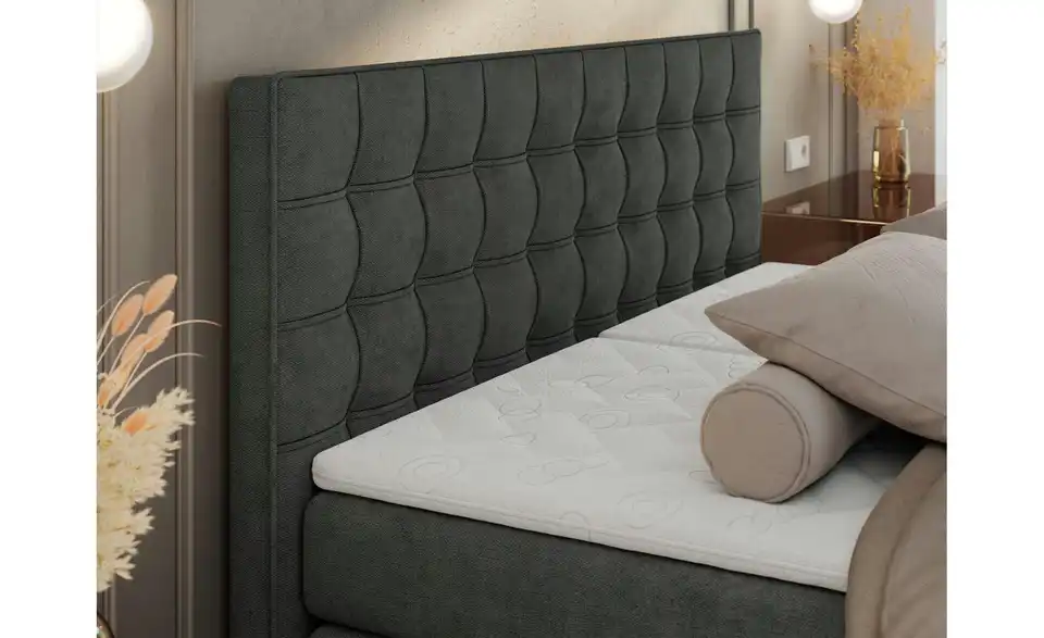 Motor Boxspringbett Elektro mit Bettkasten, in Wohnsituation