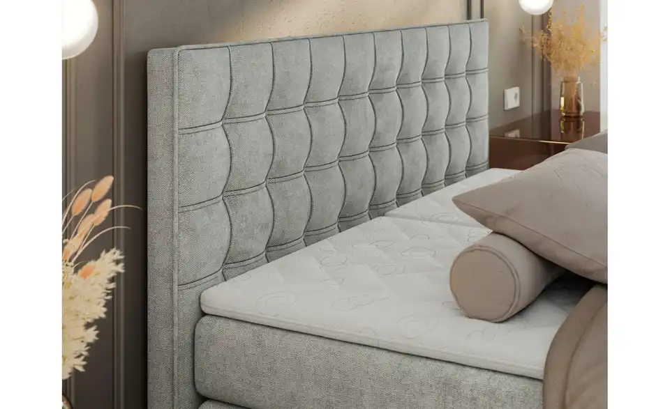 Motor Boxspringbett Elektro mit Bettkasten, in Wohnsituation