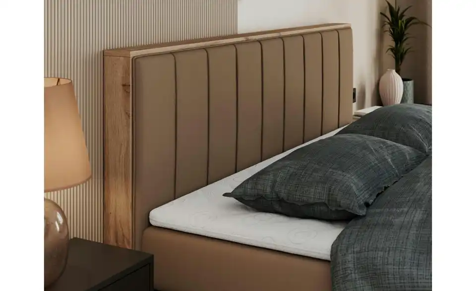 Boxspringbett Bellissimo King mit Bettkasten, in Wohnsituation
