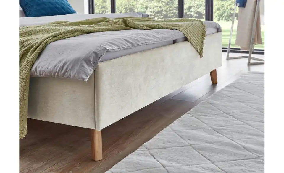 Polsterbett Piano in beige, in Wohnsituation