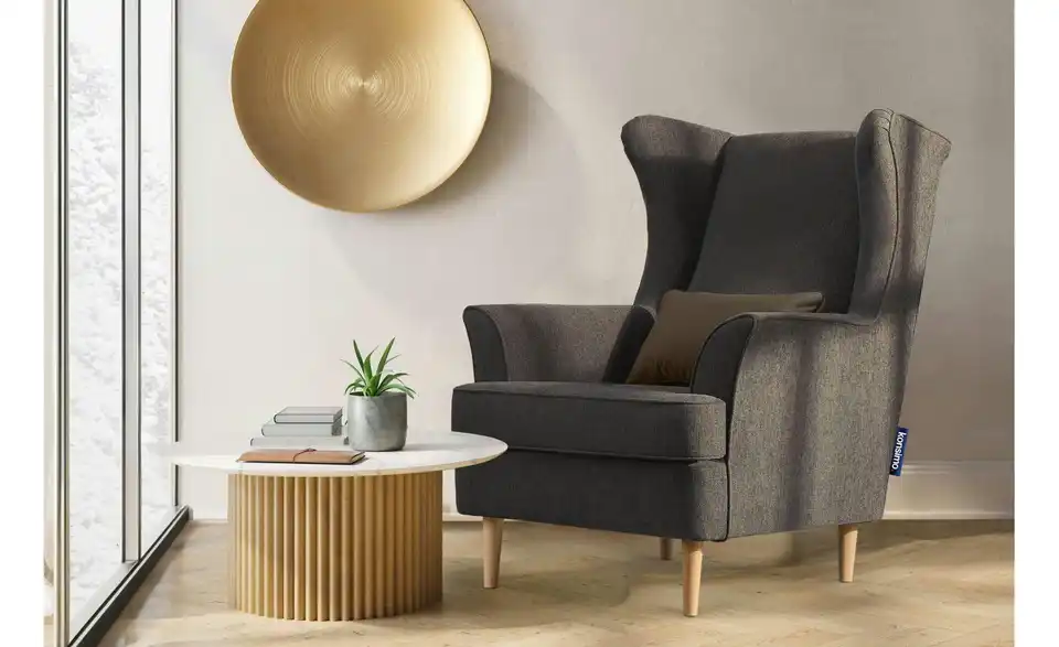 KONSIMO Ohrensessel, in Wohnsituation