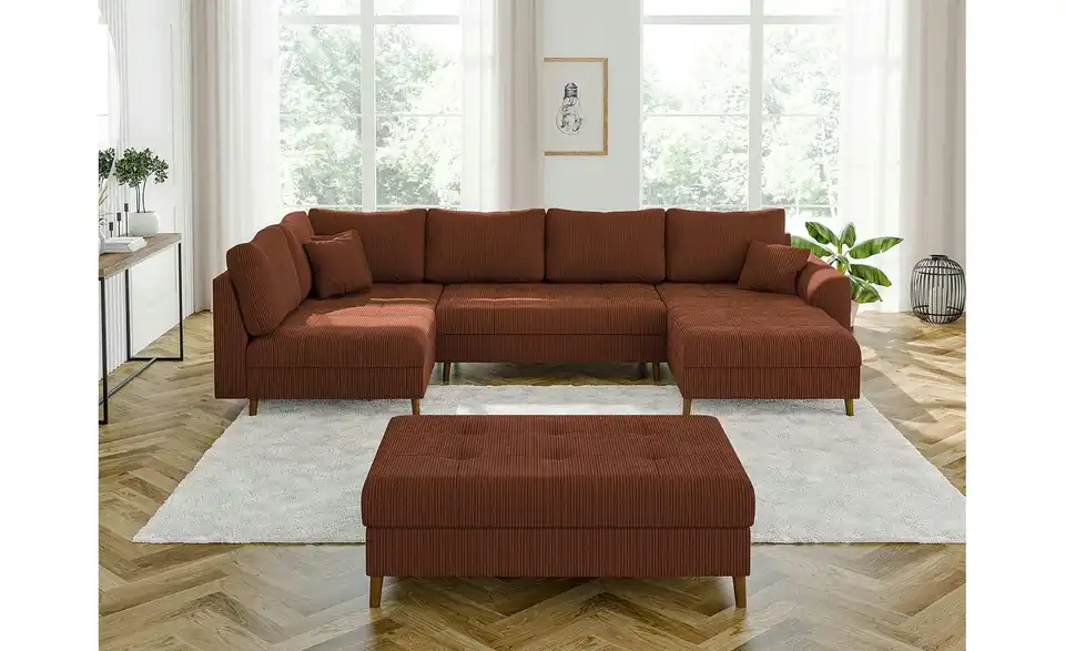 Wohnlandschaft mit Hocker, in Wohnsituation